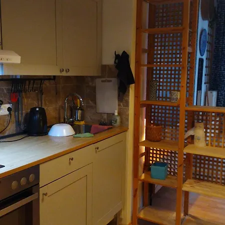 Taler's Place - Self Check In *